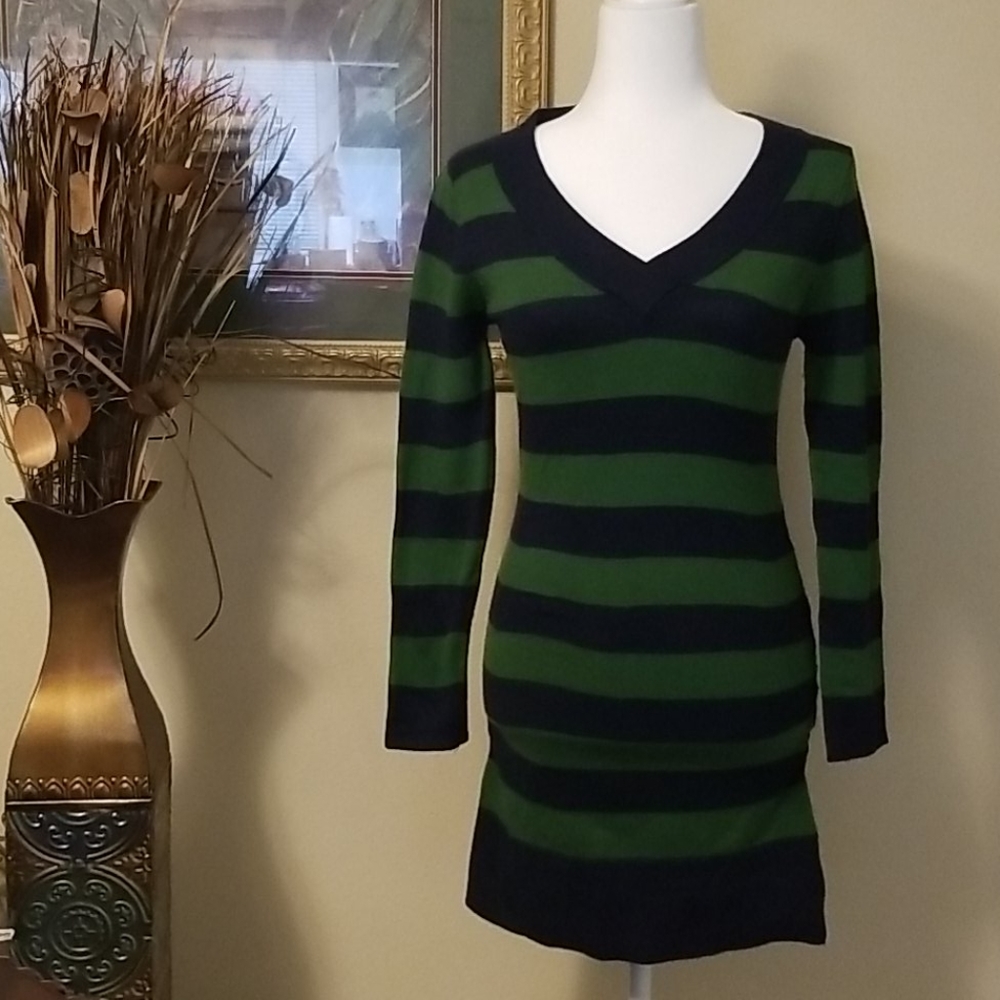 Derek heart Long sleeve sweater dress size M